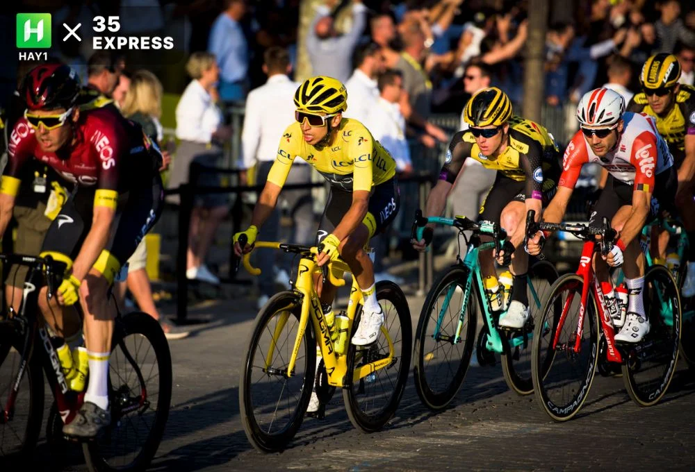 tay đua Egan bernal