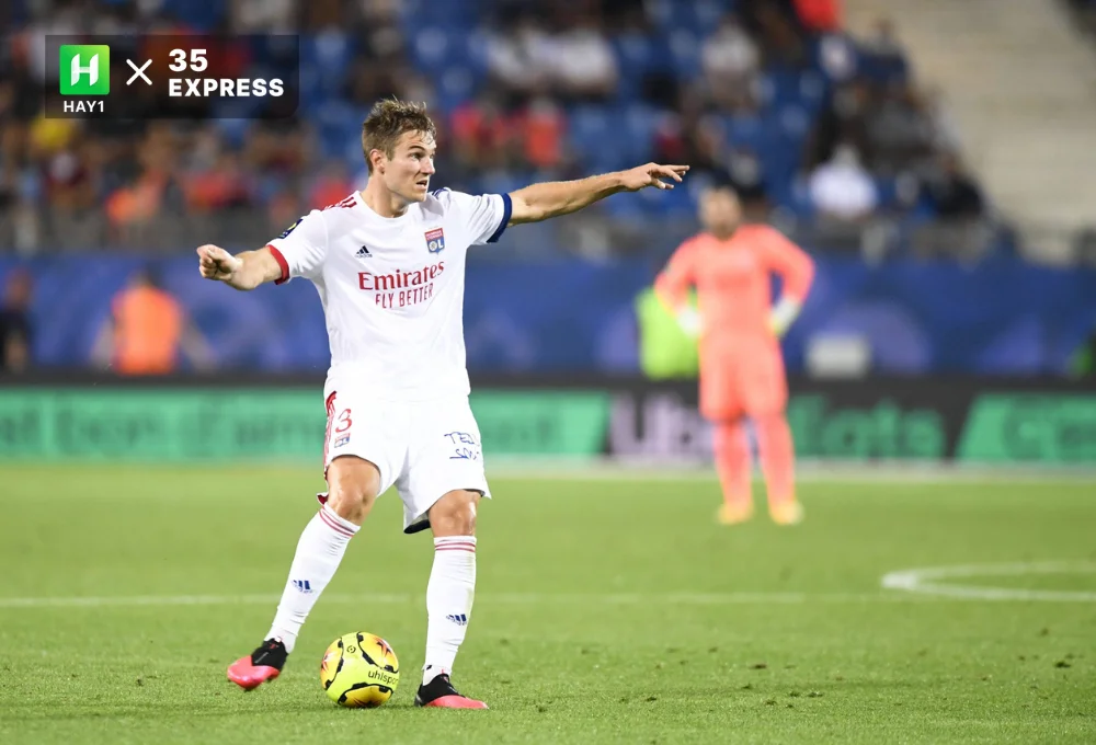 Joachim Andersen giúp hàng thủ Crystal Palace chỉ để lọt lưới 7 bàn thua sau 8 vòng đấu Premier League.