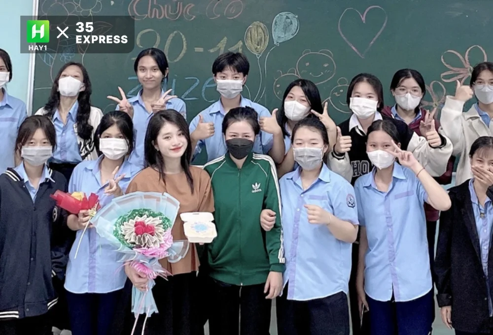Cô giáo 9X Lê Nguyễn Thái Vy trẻ trung, năng động cùng học trò