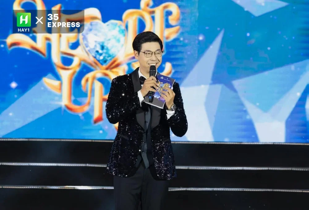 MC Vĩnh Phú gây ấn tượng bởi sự linh hoạt, ứng biến xử lý tình huống ngay trên sân khấu
