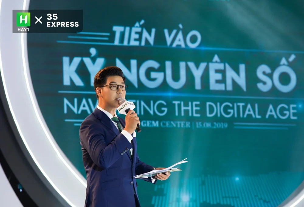 MC Vĩnh Phú là gương mặt quen thuộc, dẫn dắt nhiều chương trình và sự kiện lớn