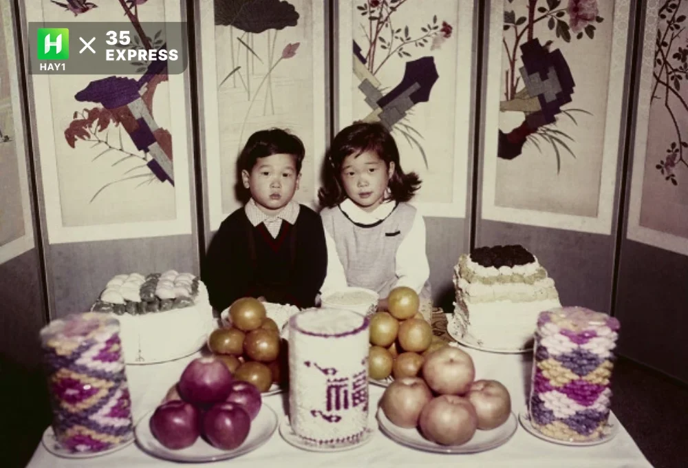 2 anh em nhà CJ, bà Miky Lee và ông Lee Jay Hyun khi còn nhỏ