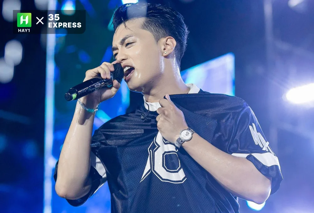 Negav được biết đến là một rapper tiềm năng của underground