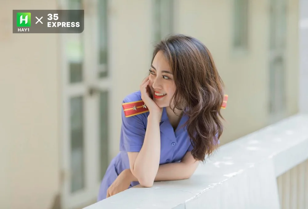 Nguyễn Hòa Trang bất ngờ nổi tiếng trên MXH vì những hình ảnh xinh đẹp trong bộ quân phục ngành kiểm sát