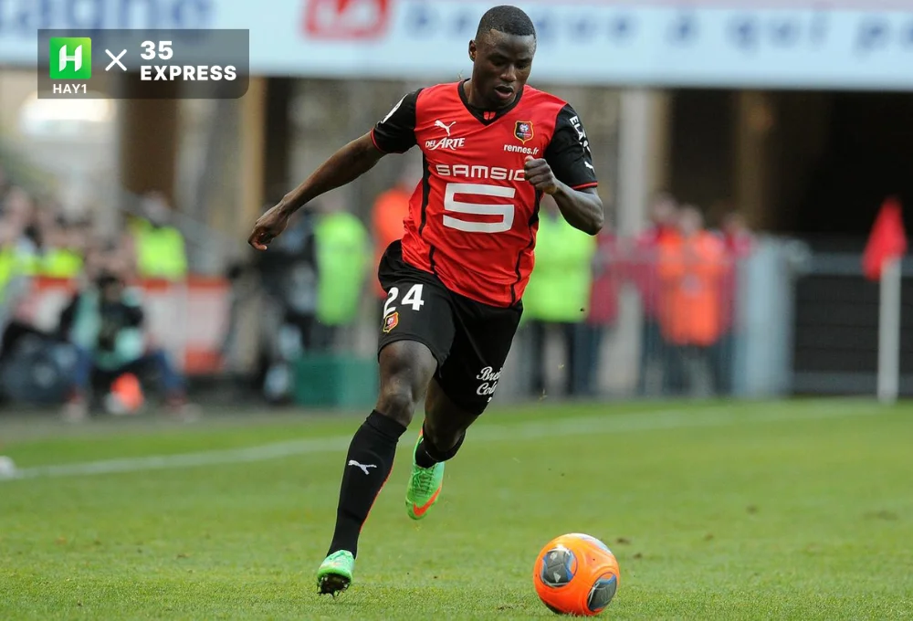 Paul Georges Ntep chơi 15 trận cho CLB Wolfsburg trong hai mùa giải 2016/17 và 2017/18