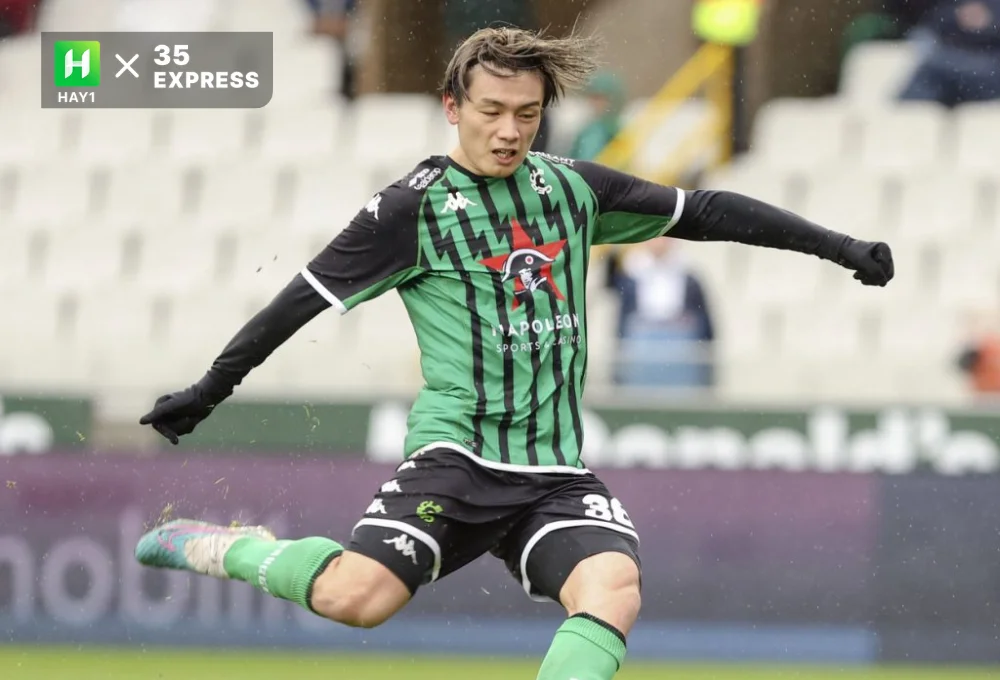 Ngôi sao ĐT Nhật Bản Ueda Ayase đang thi đấu cho CLB Feyenoord