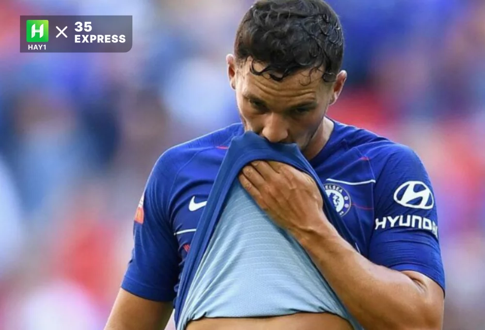 Nhà vô địch Premier League cùng Leicester Danny Drinkwater giải nghệ