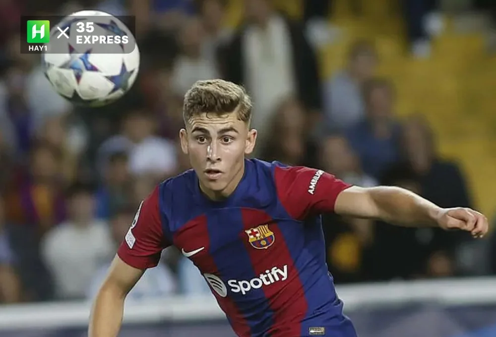 Fermín López trong trận Barca thắng Shakhtar ở vòng bảng Champions League