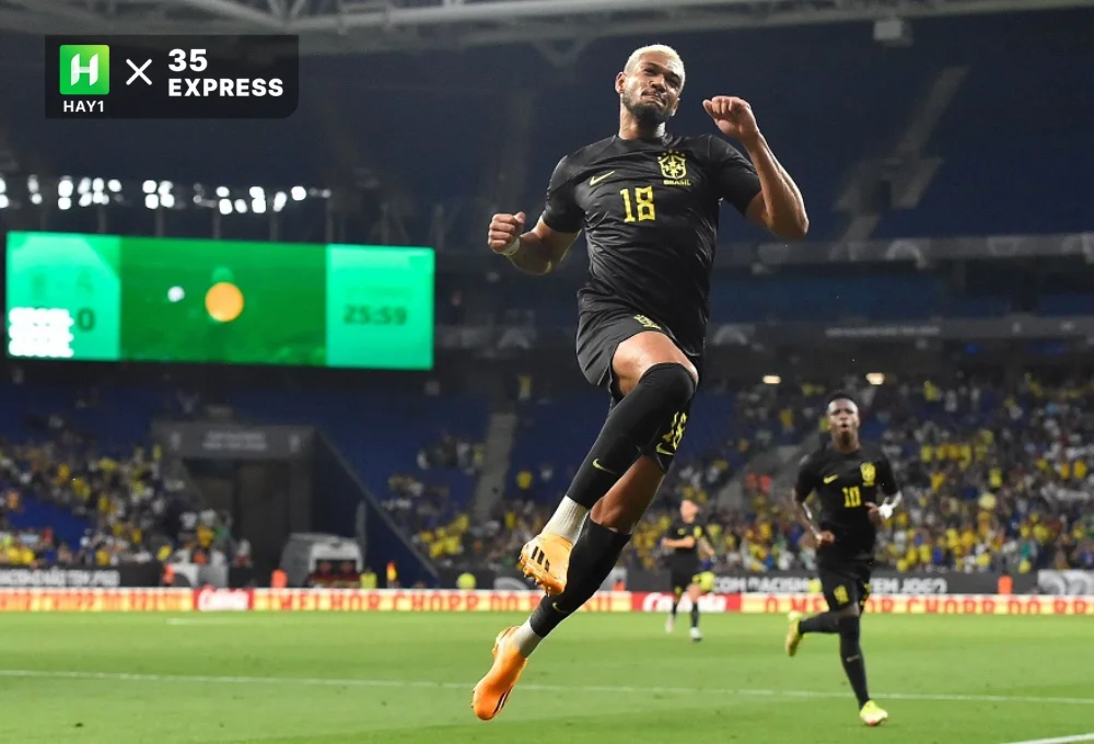 Joeliton ghi bàn ngay trận ra mắt đội tuyển Brazil