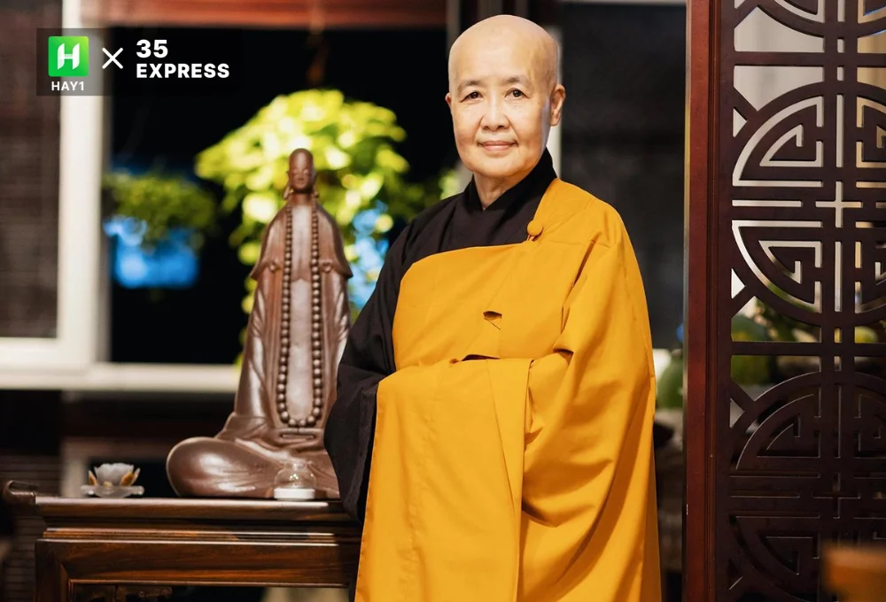 Năm 2019, bà Nguyễn Dzoãn Cẩm Vân quyết định xuống tóc đi tu