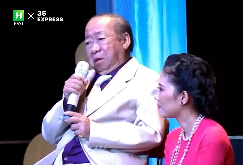 Nghệ sĩ Tùng Lâm trong một chương trình năm 2015