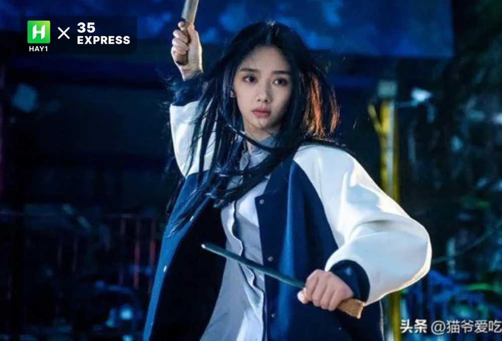 Vương Ảnh Lộ nhận được sự quan tâm của khán giả với vai chính đầu tay trong phim "Thế giới dị nhân"