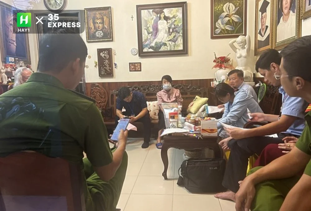 Lực lượng chức năng kiểm tra nơi khám chữa bệnh của ông Hà Duy Thọ