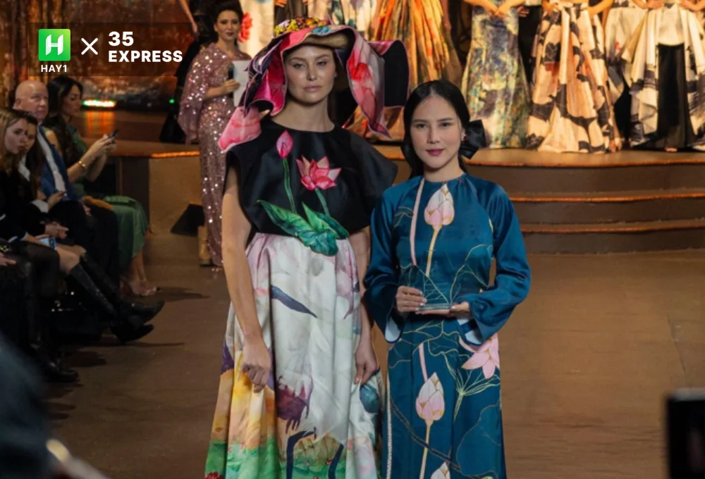 Nhà thiết kế Lê Nguyễn Nhật Linh (phải) tại New York Couture Fashion Week