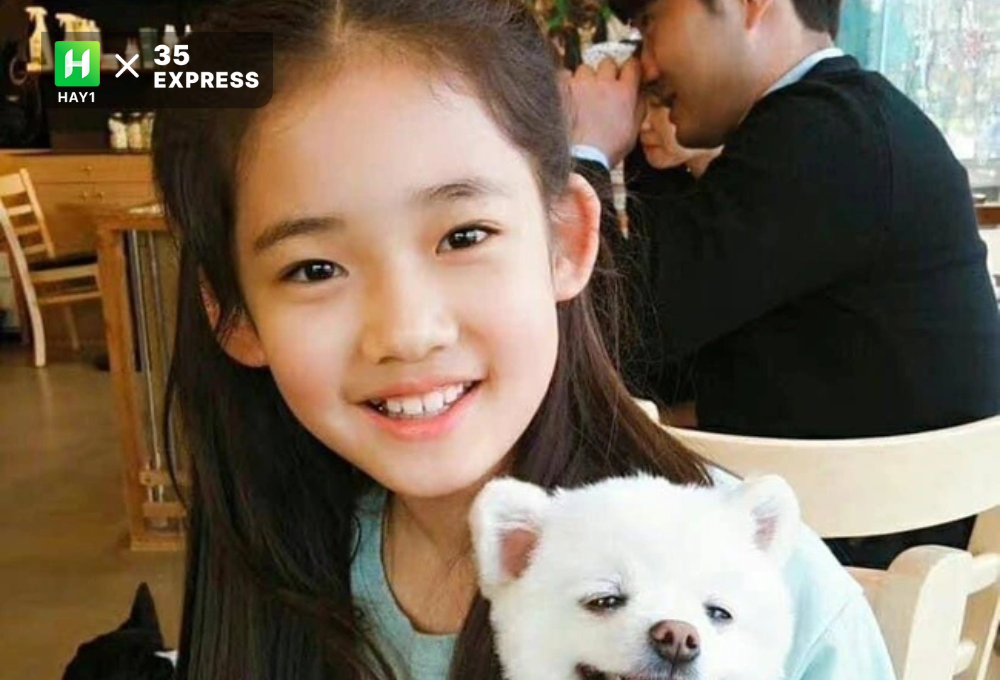 Khoảnh khắc đáng yêu của Rora trước khi debut
