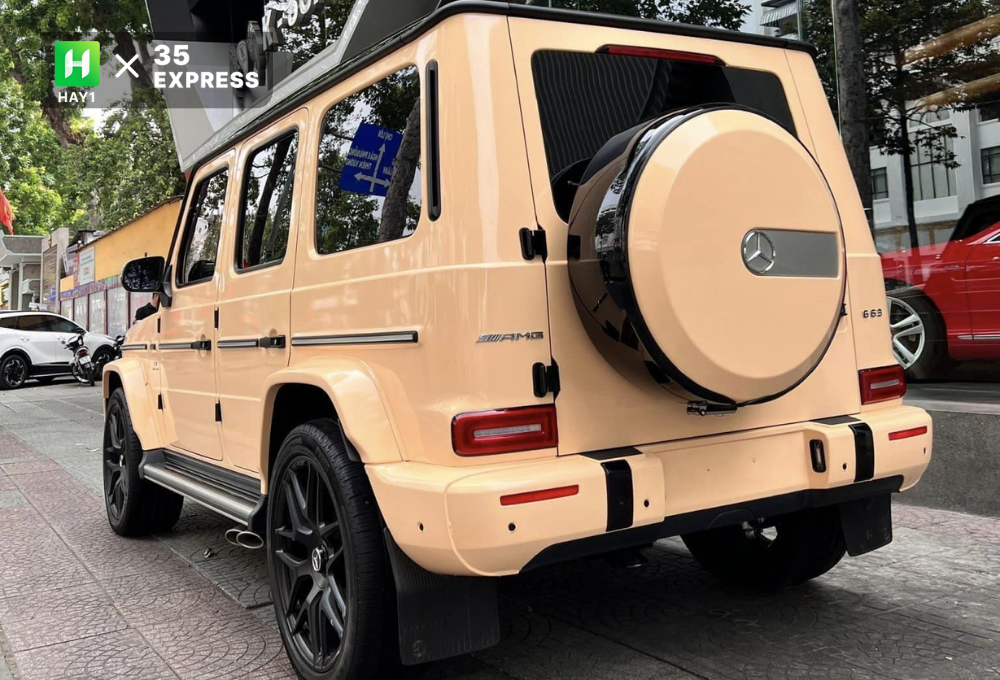 Chiếc xe G63 2019 tại showroom K-Supper được Huỳnh Xuân Vấn đăng tải trên mạng xã hội