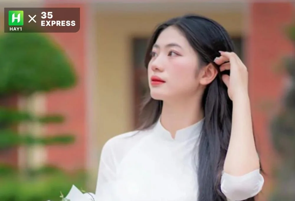 Lê Hà Anh diễu binh