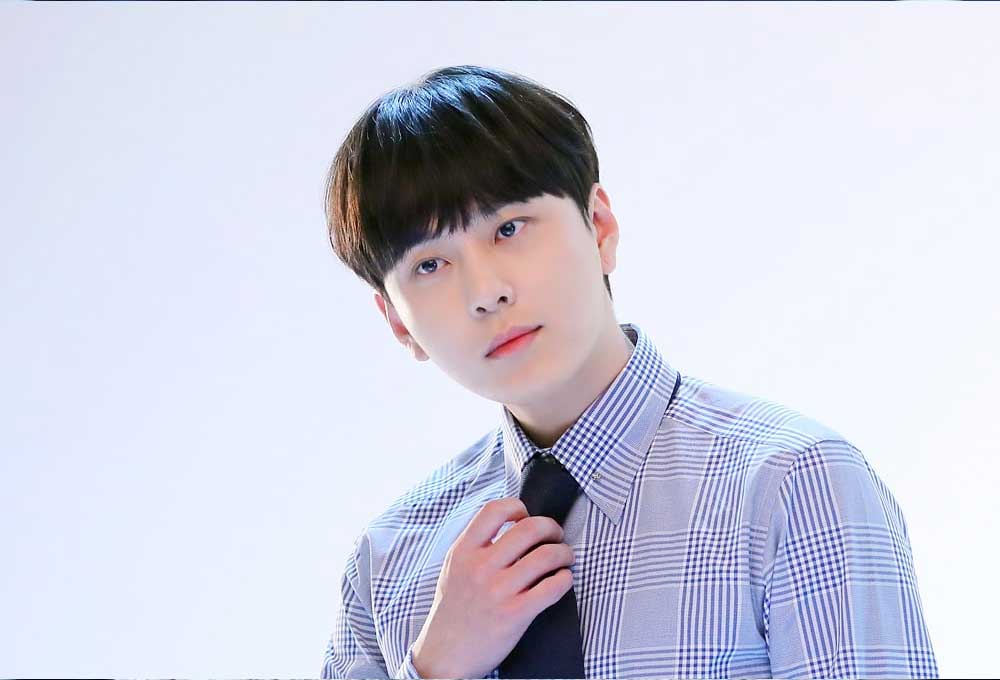 Yong Jun Hyung là ai? 