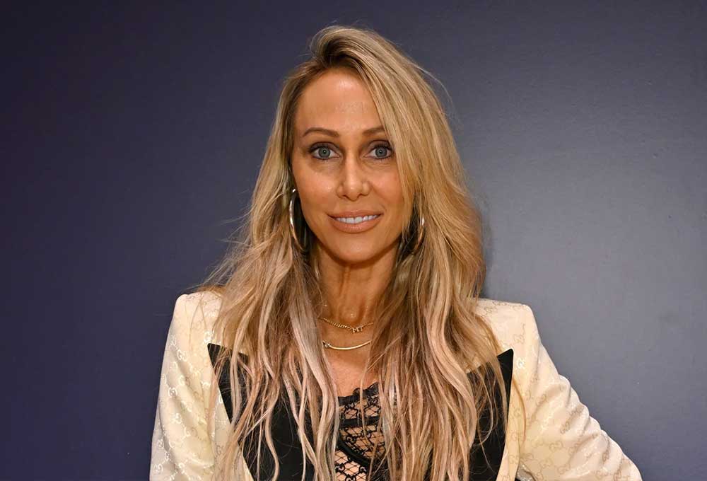 Tish Cyrus là ai?
