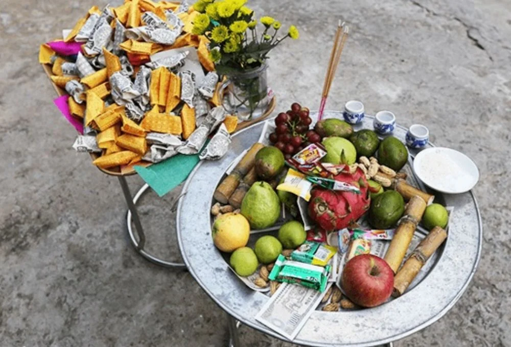 Ý nghĩa và cách người dân cúng tháng cô hồn