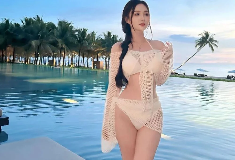 hotgirl thư nail