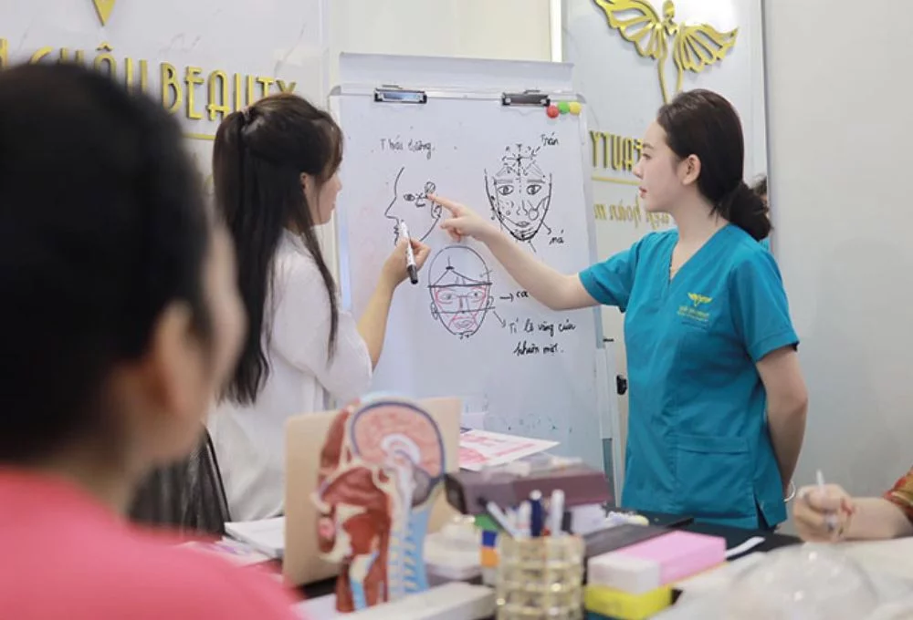 thẩm mỹ Huyền Châu Beauty phốt