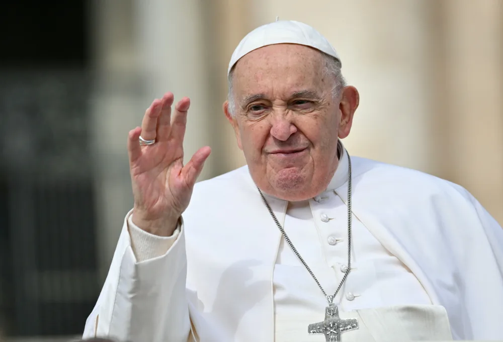 Giáo hoàng Francis là ai
