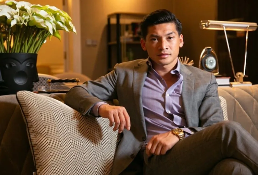 huy yves là ai