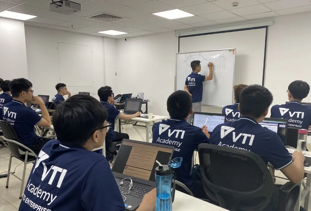 Khóa học AI tại VTI Academy