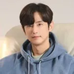 Kwon Yul là ai? Vai diễn phản diện gây chú ý nhất trong bộ phim Connection đình đám