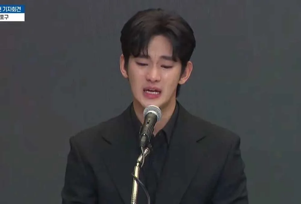 kim-soo-hyun-chinh-thuc-khoi-kien-gia-dinh-kim-sae-ron