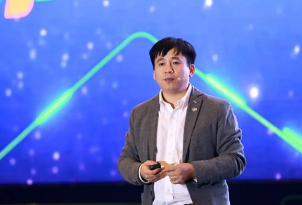 Thông tin về Lê Hồng Việt