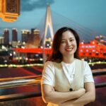 Phạm Minh Giang là ai? Chân dung nữ bác sĩ sản khoa kiêm phiên dịch cabin y khoa