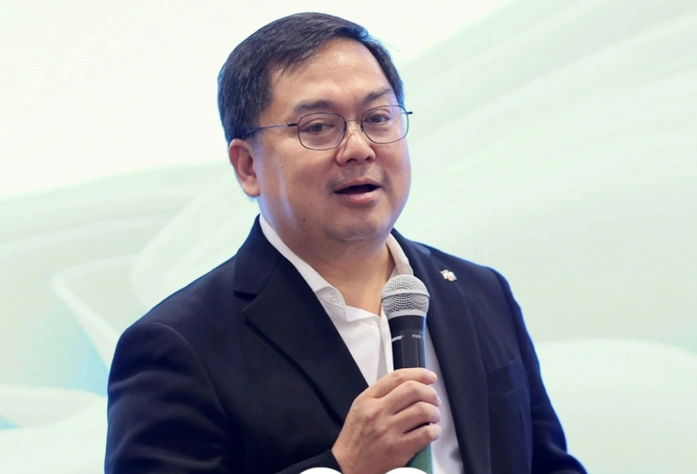 Hoàng Nam Tiến là ai?